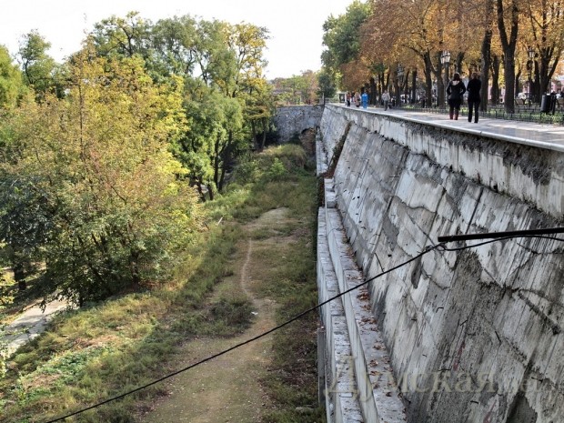 ��������� ����� ����������� �������� ����� ������������� � ����������