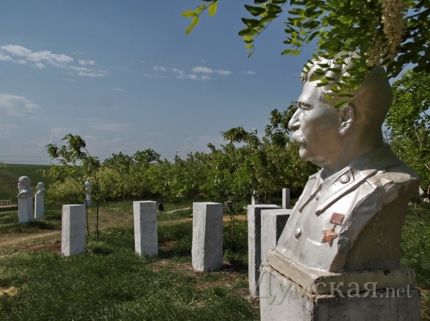 ����� ������������� ������ ������� �� ������� � ��������� � ����